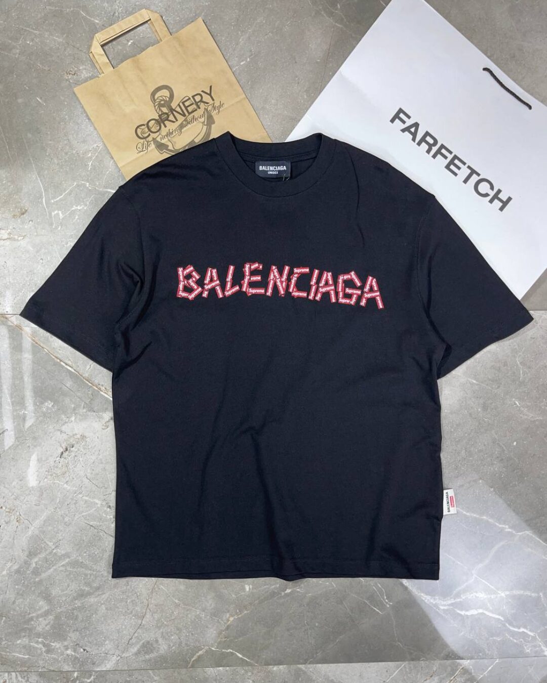 Футболка Balenciaga x Supreme