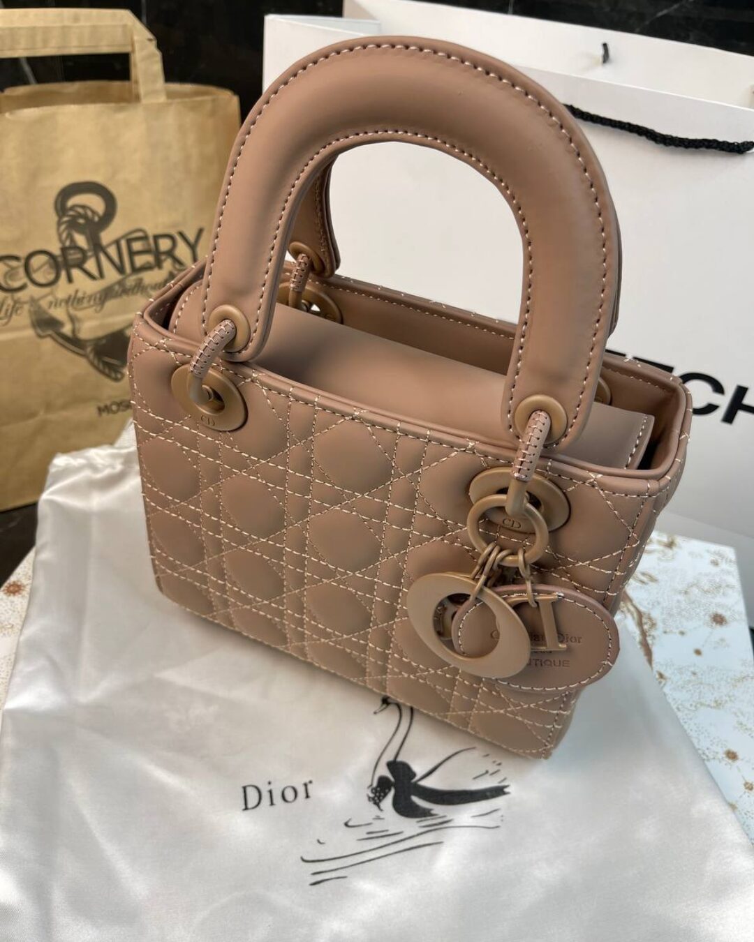 Сумка Lady Dior — фото 4