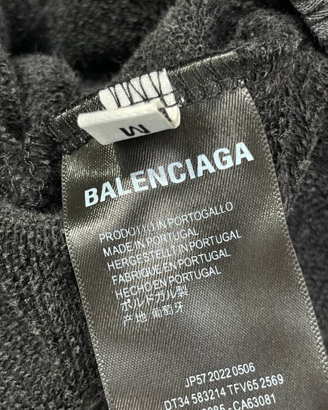 Шорты Balenciaga — фото 8