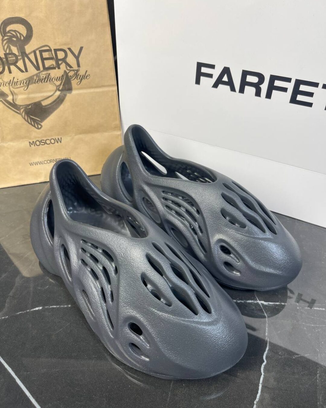 Yeezy Foam "Onyx" (дисконт)