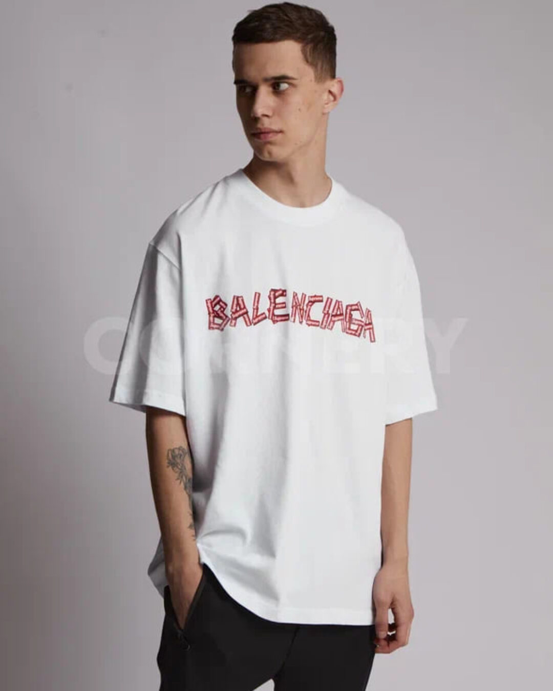 Футболка Balenciaga x Supreme — фото 3