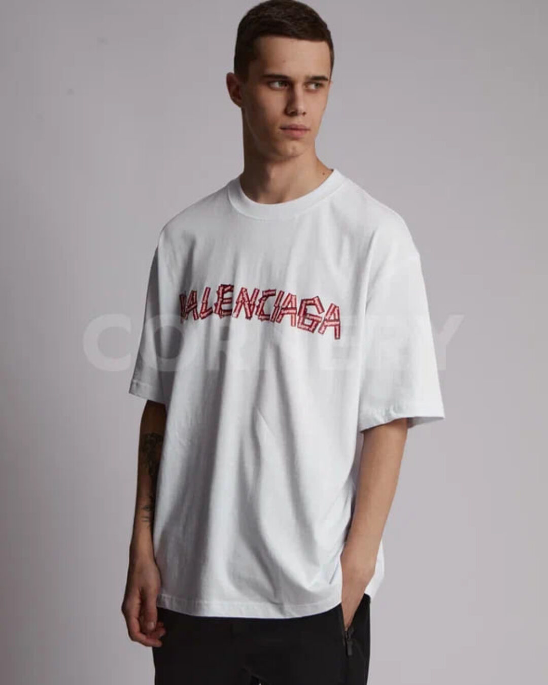 Футболка Balenciaga x Supreme — фото 5