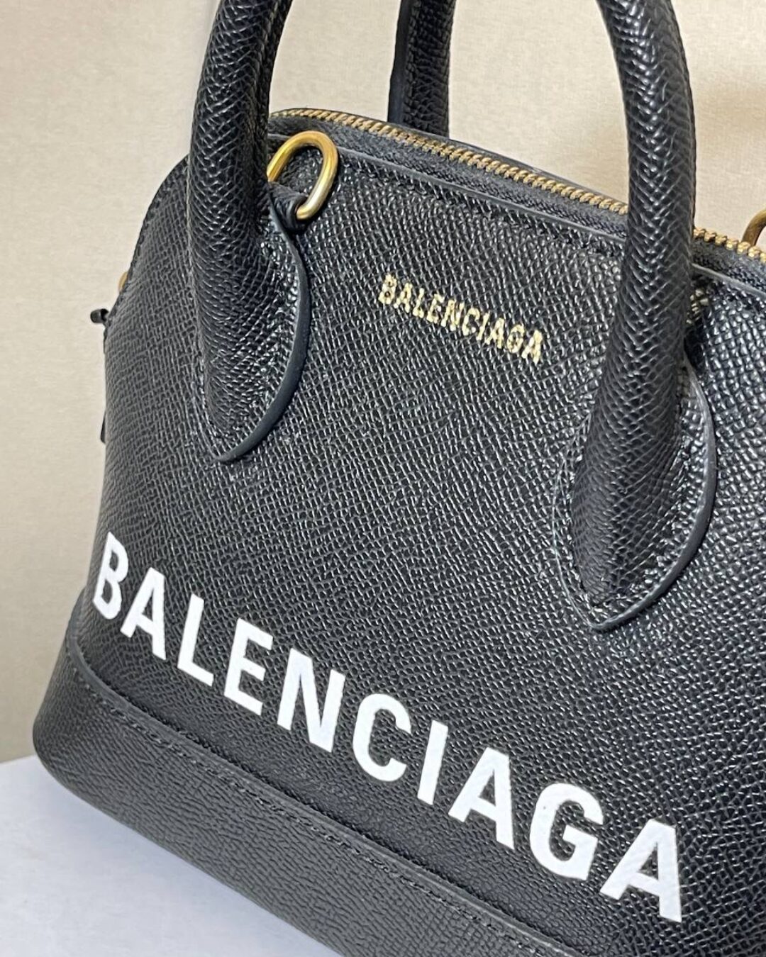 Сумка Balenciaga Ville XXS