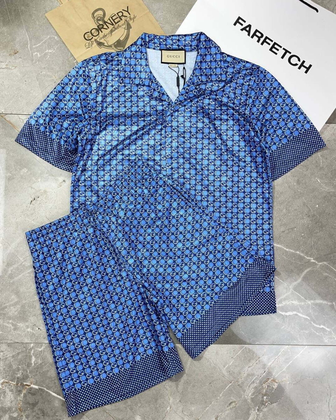 Костюм Gucci
