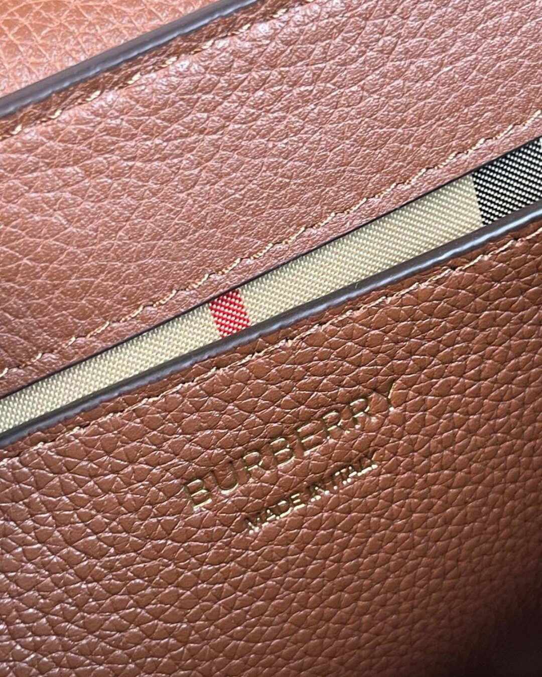 Сумка Burberry