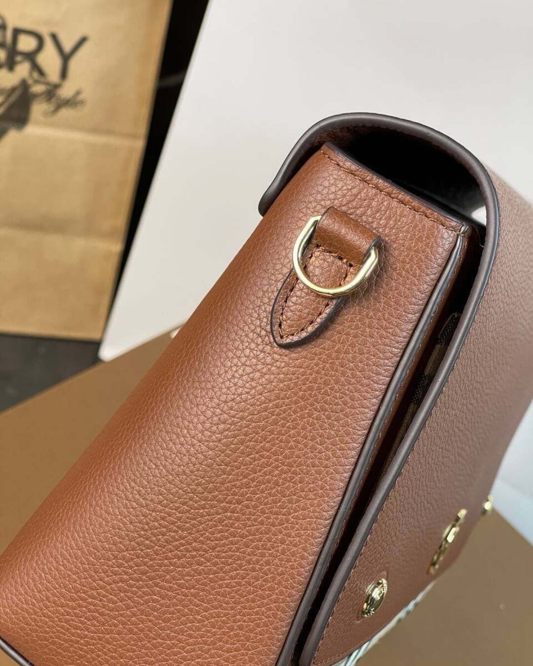 Сумка Burberry