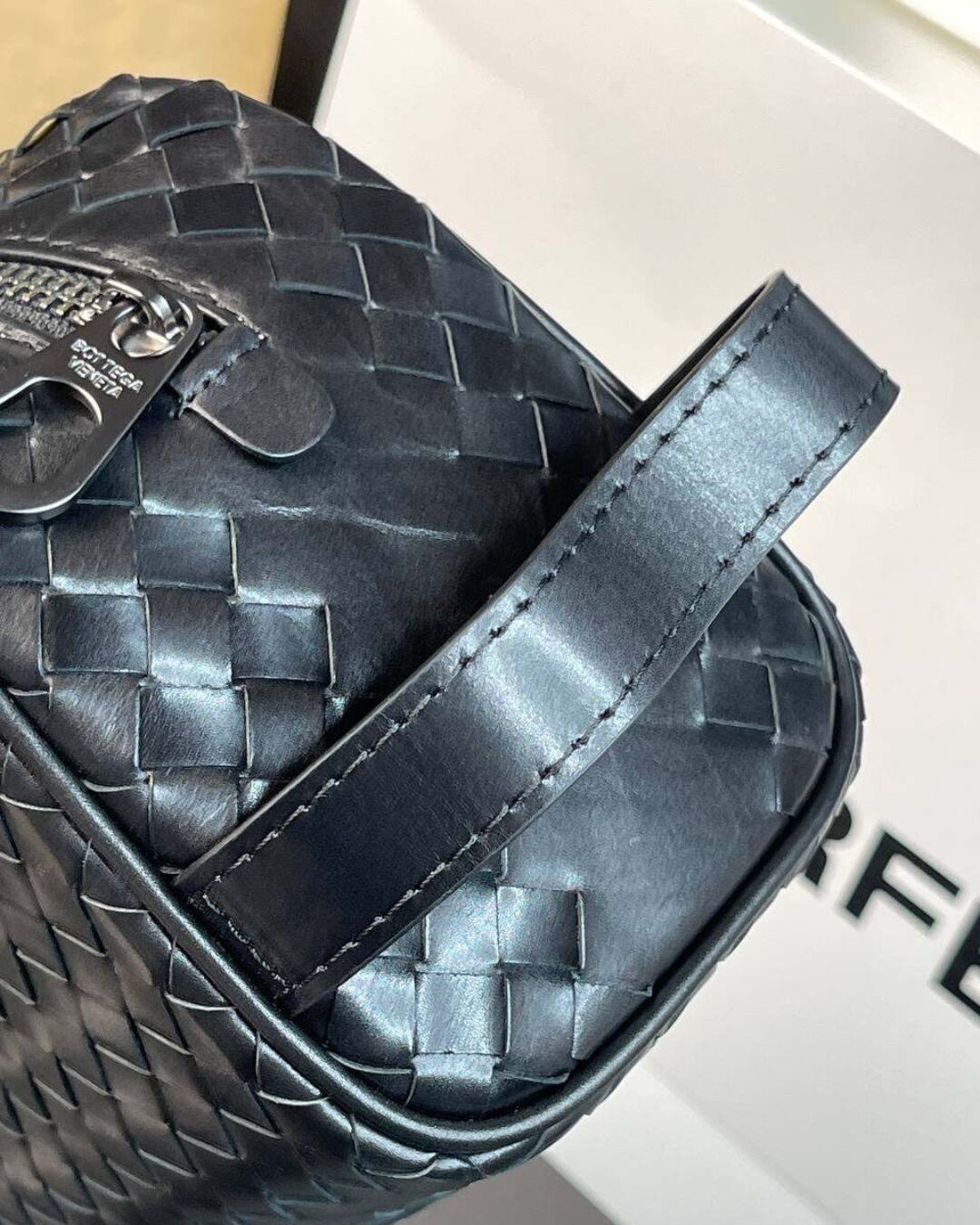 Несессер Bottega Veneta