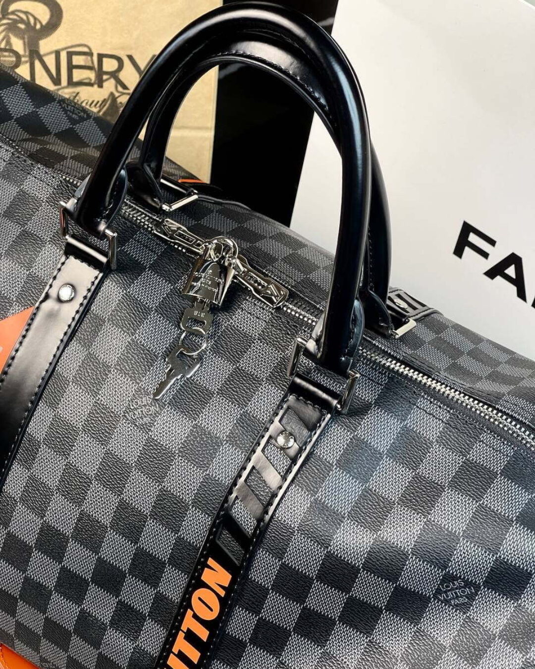Дорожная сумка Louis Vuitton Keepall