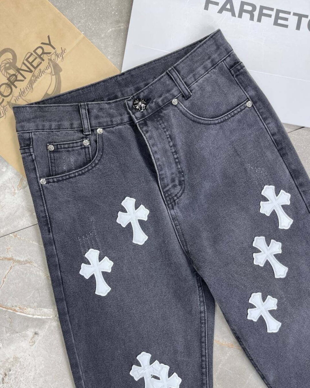 Джинсы Chrome Hearts — фото 3