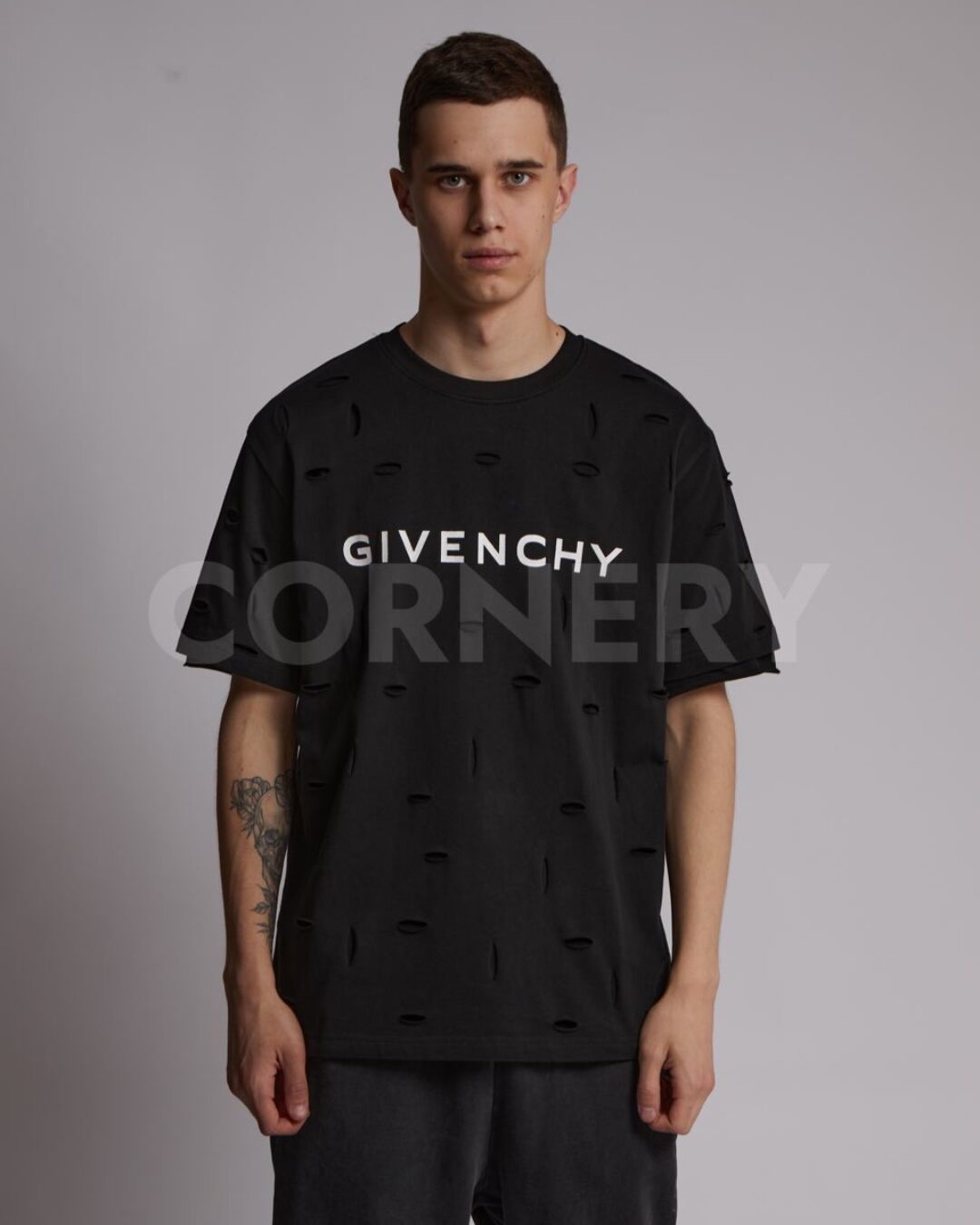 Футболка Givenchy