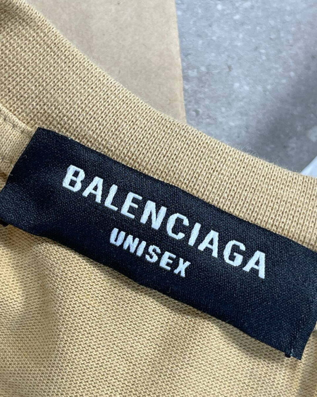 Футболка Balenciaga — фото 7