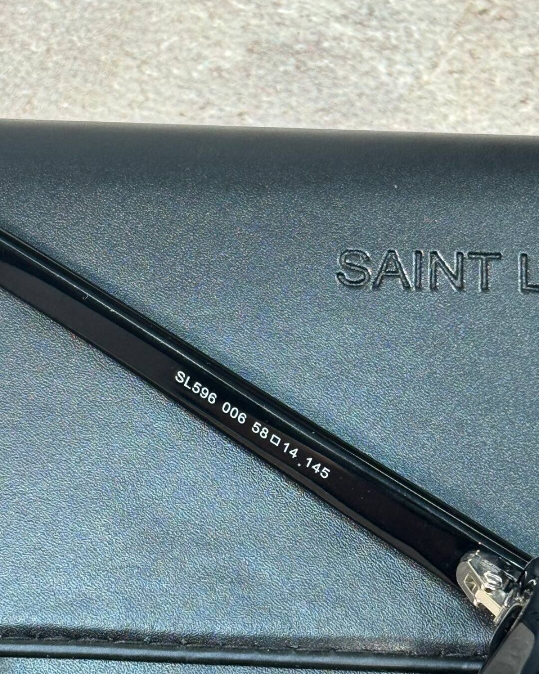 Очки Saint Laurent