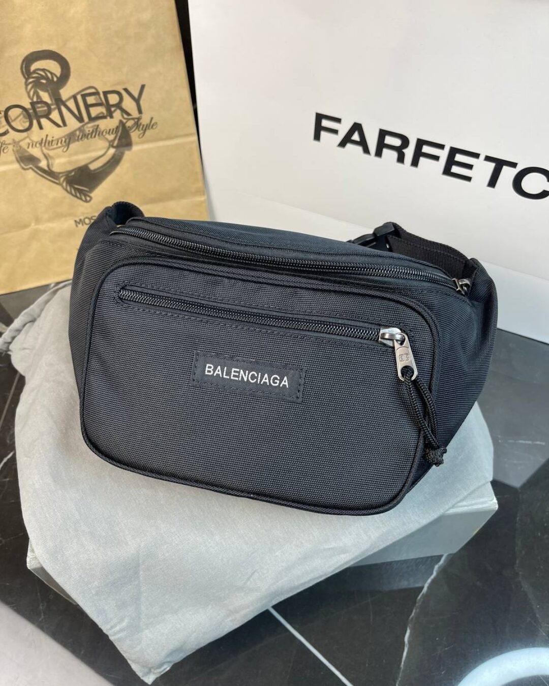 Сумка Balenciaga Explorer