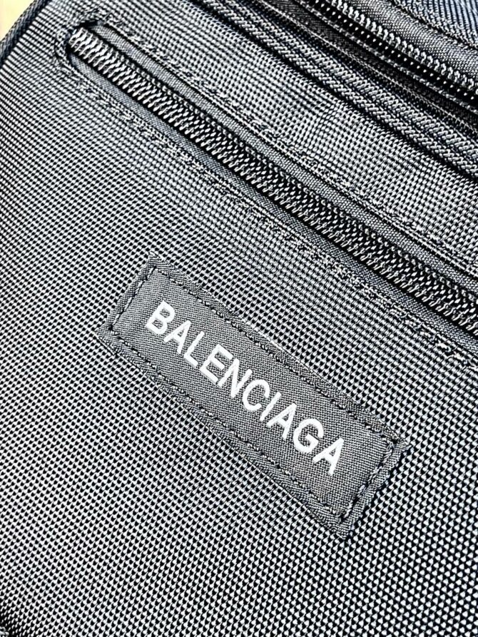 Сумка Balenciaga Explorer