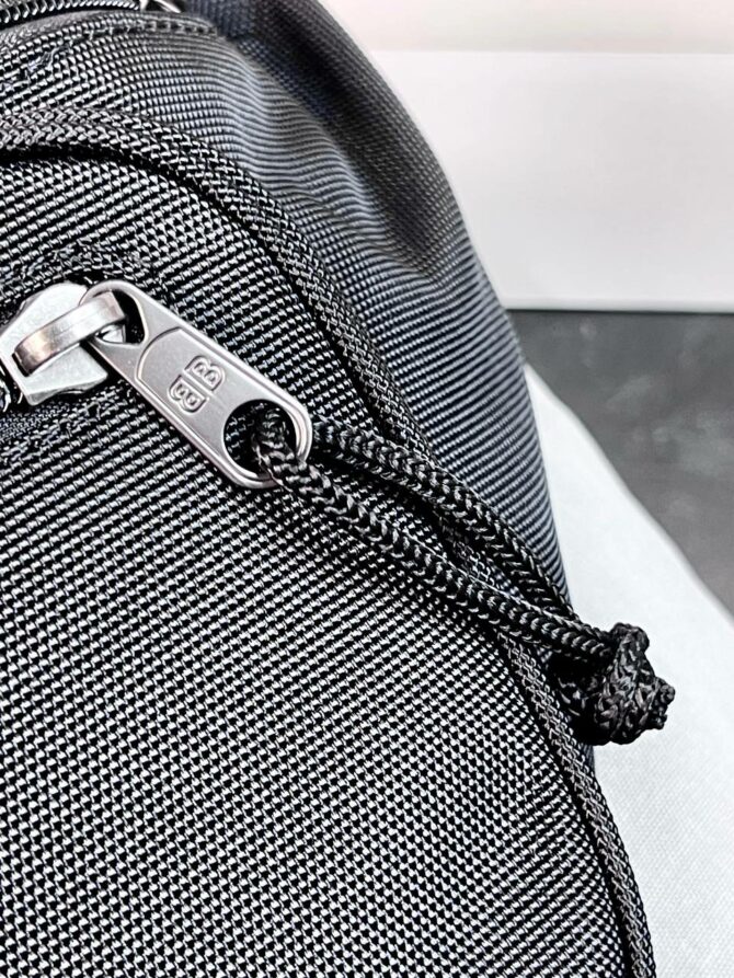 Сумка Balenciaga Explorer
