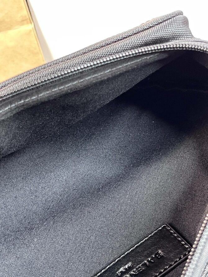 Сумка Balenciaga Explorer