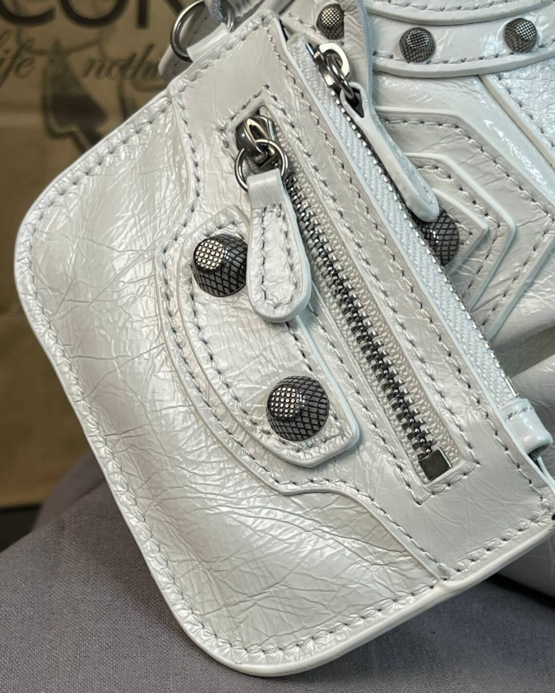 Сумка Balenciaga XS Le Cagole — фото 5