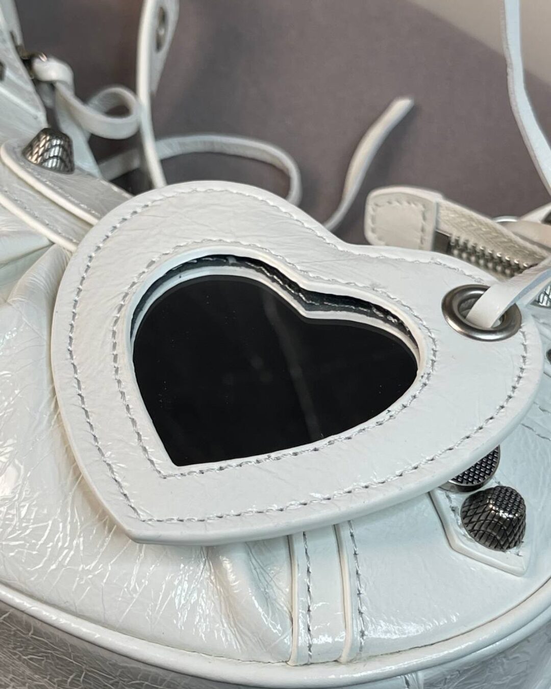 Сумка Balenciaga XS Le Cagole — фото 9