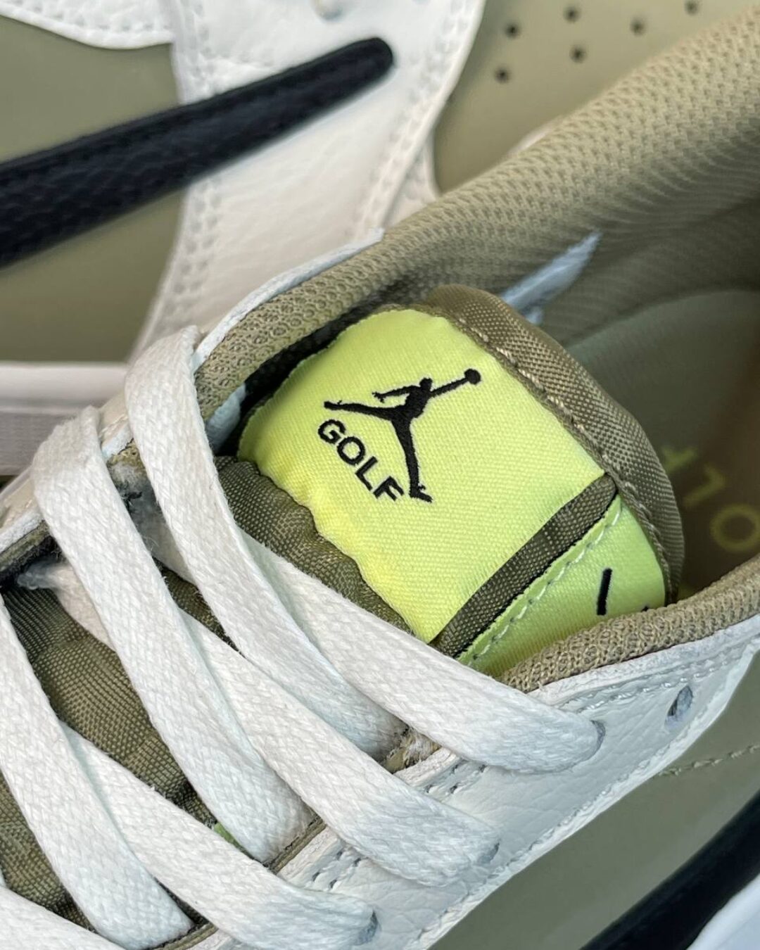 Кеды Travis Scott x Air Jordan 1 Low Golf Neutral Olive S — фото 3