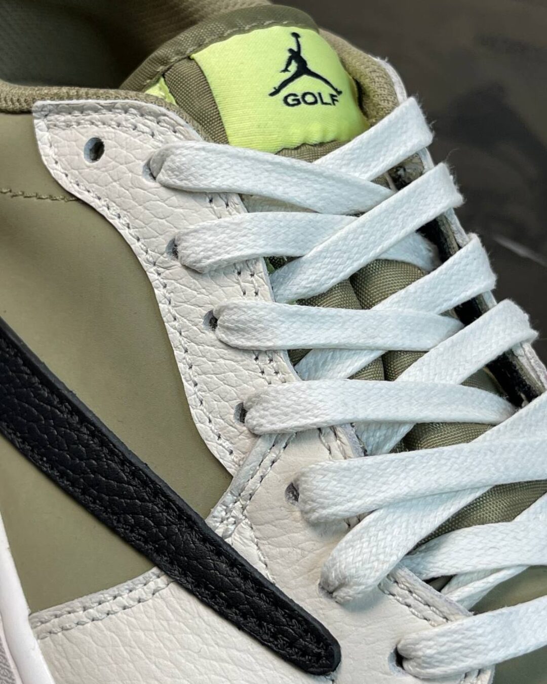 Кеды Travis Scott x Air Jordan 1 Low Golf Neutral Olive S — фото 9