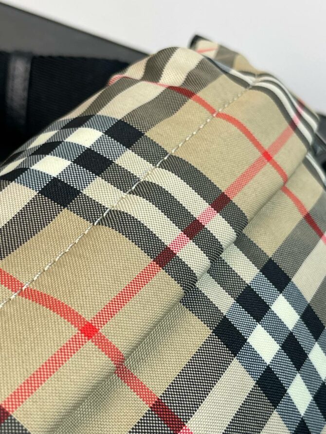 Сумка Burberry
