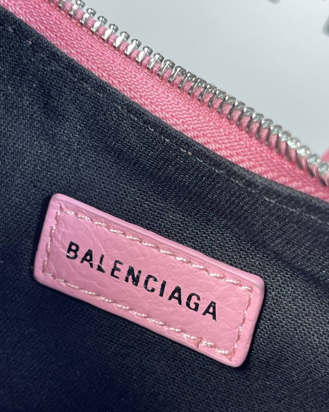 Сумка Balenciaga Le Cagole XS — фото 9