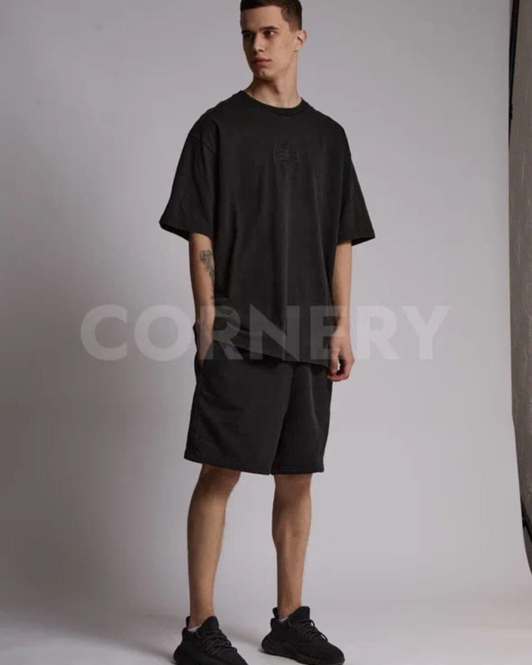 Футболка Balenciaga — фото 7