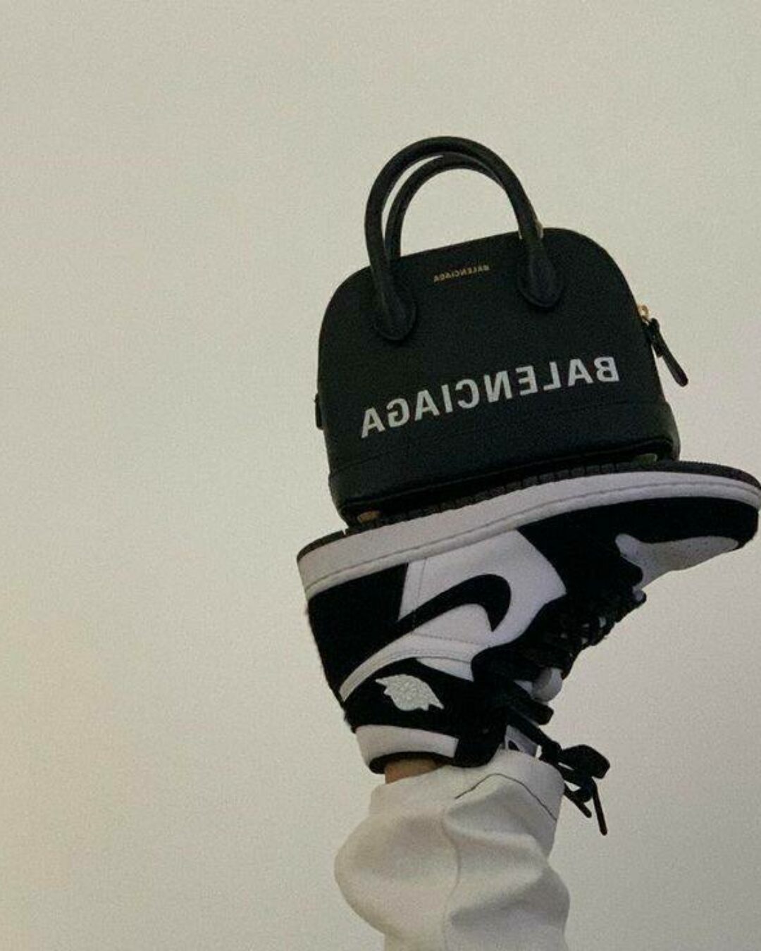 Сумка Balenciaga Ville XXS