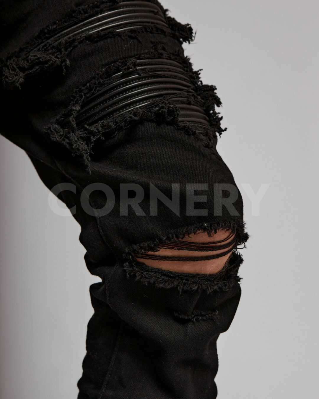 Джинсы Amiri