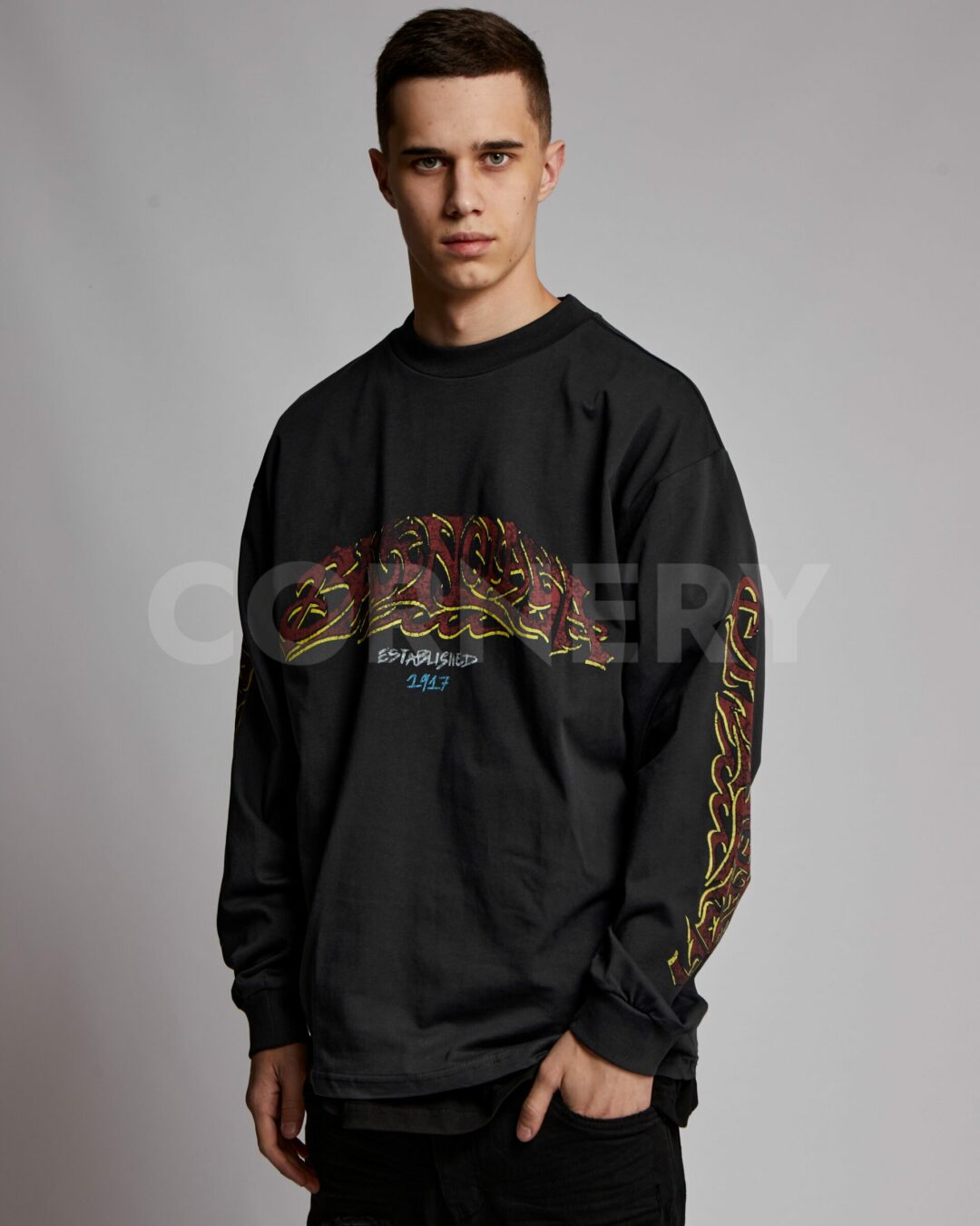 Кофта Balenciaga