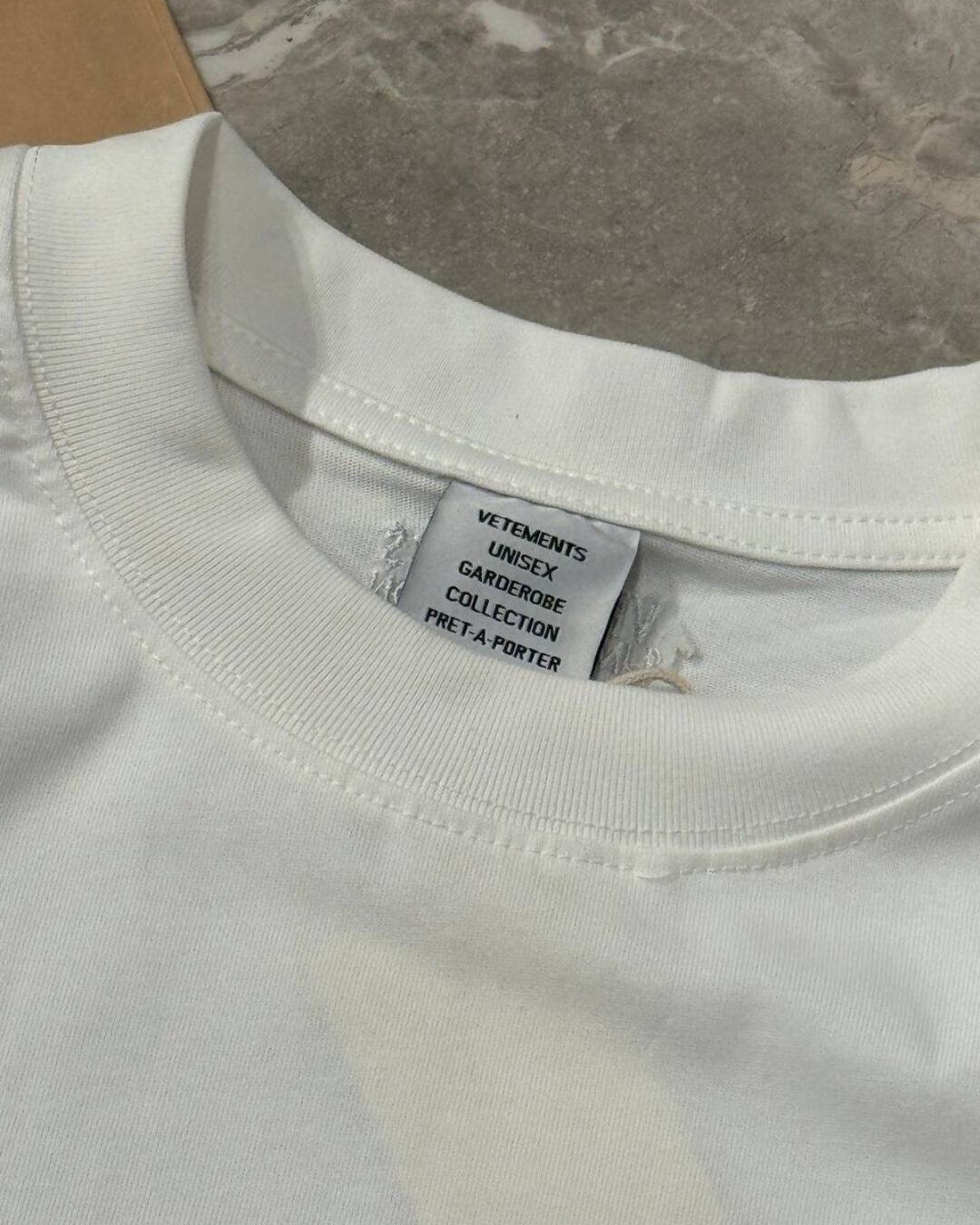 Футболка Vetements Sticker — фото 9