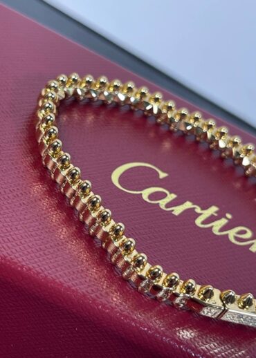 9ef79611-88fa-4a97-a6ff-b5e705a82a91