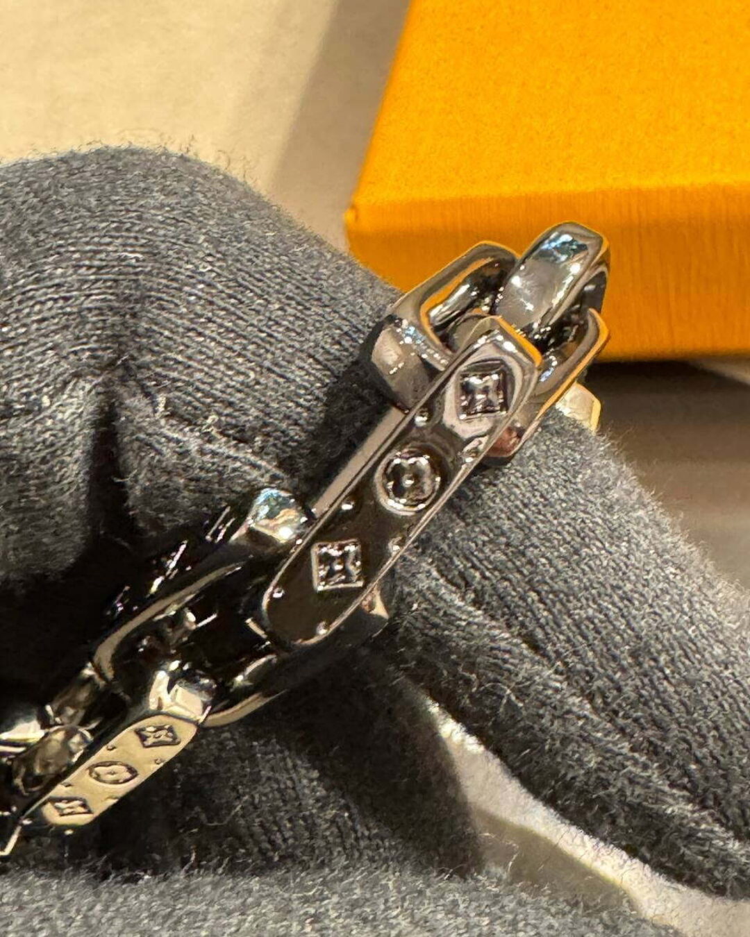 Браслет Louis Vuitton