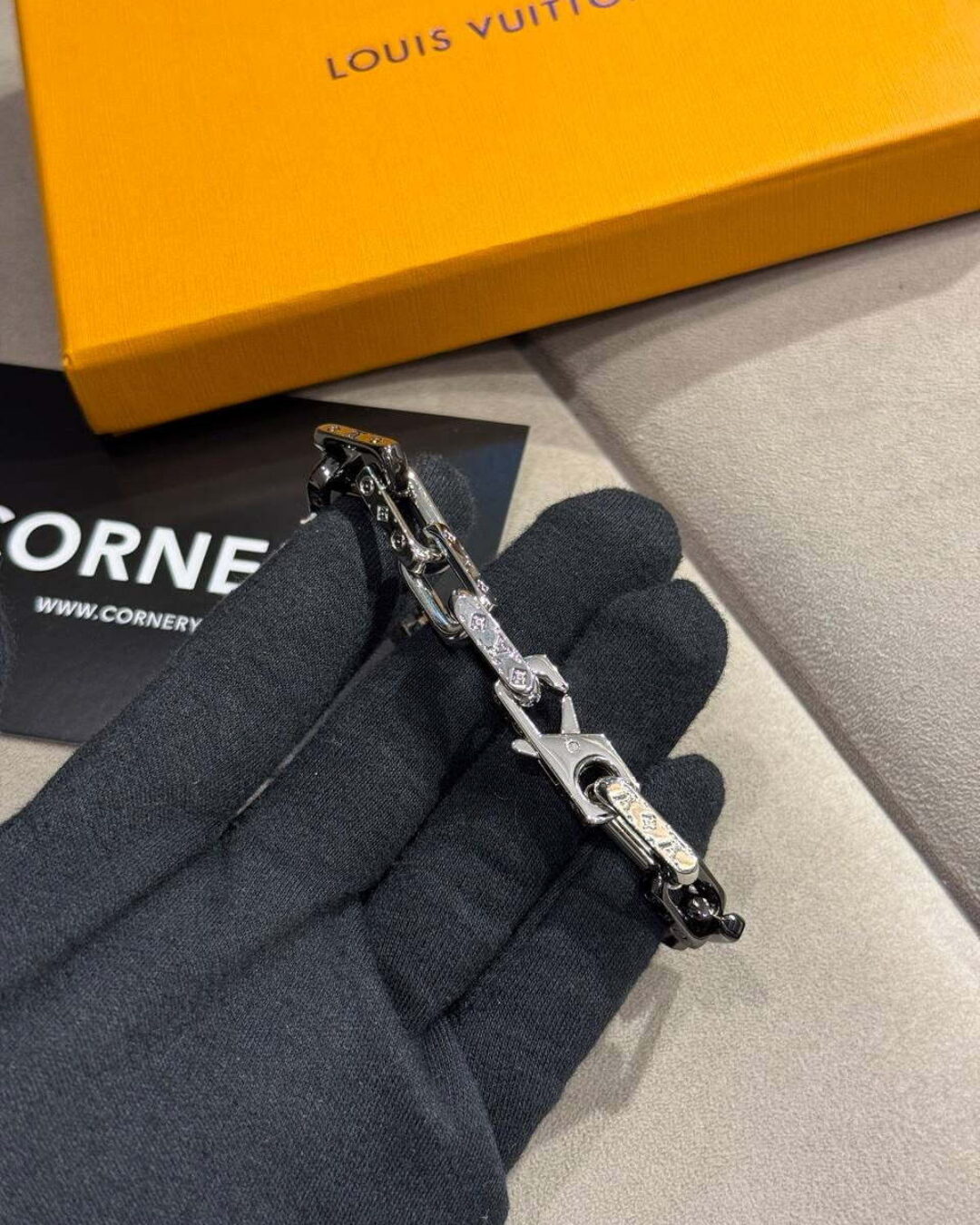 Браслет Louis Vuitton