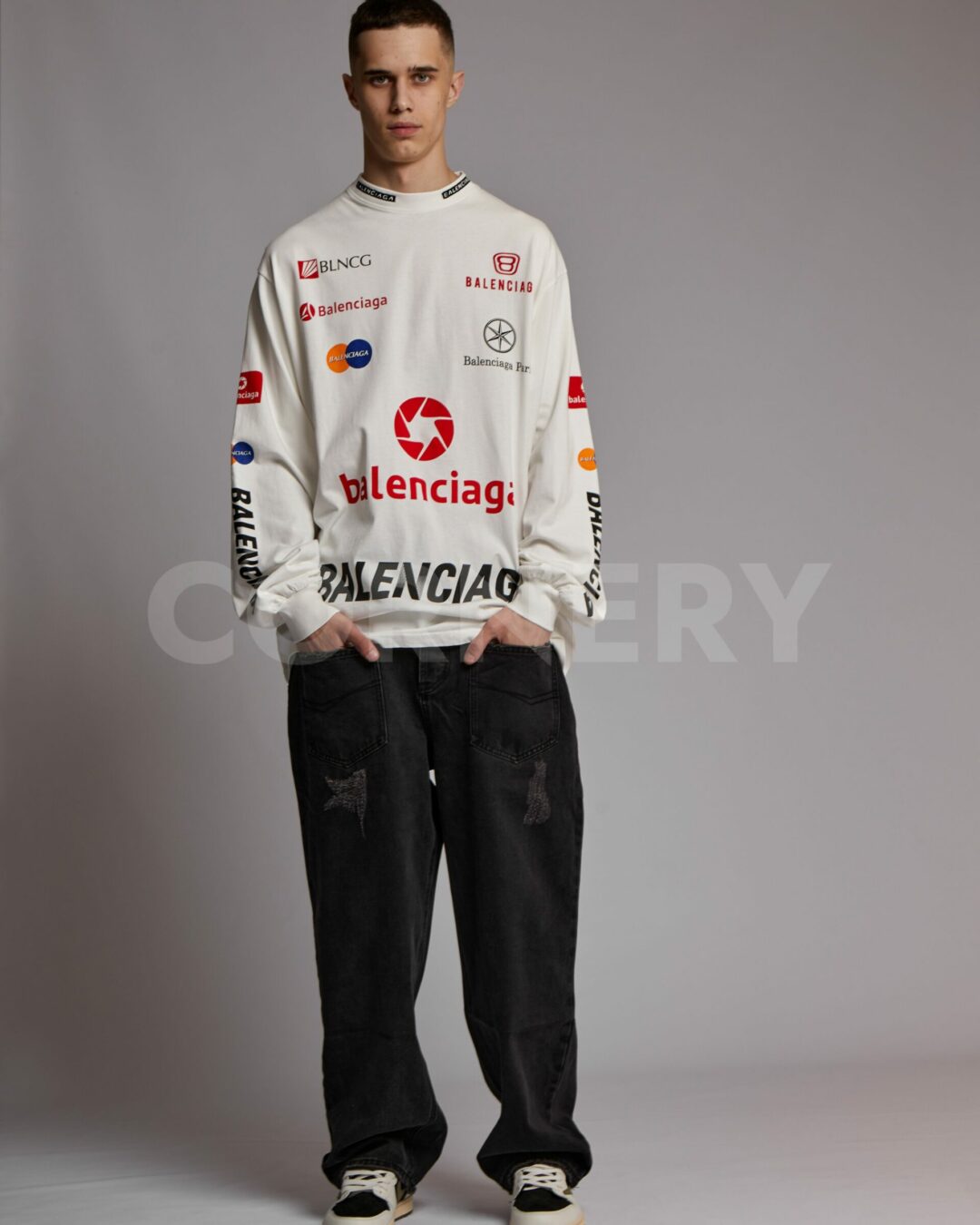 Кофта Balenciaga