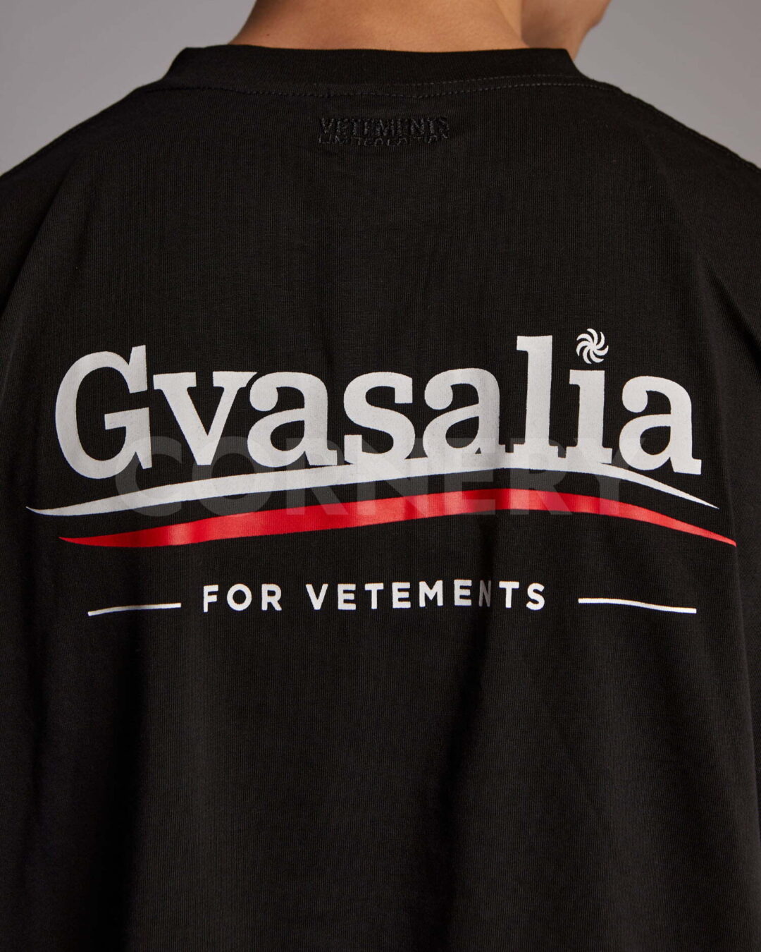 Футболка Vetements Gvasalia — фото 8