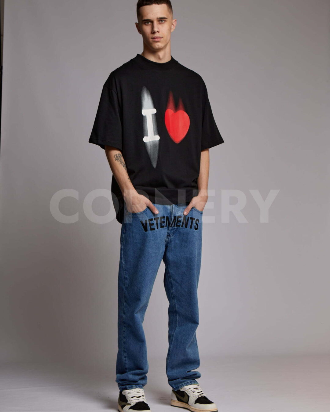 Футболка Balenciaga — фото 6
