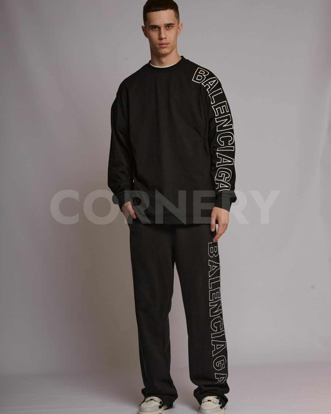 Кофта Balenciaga