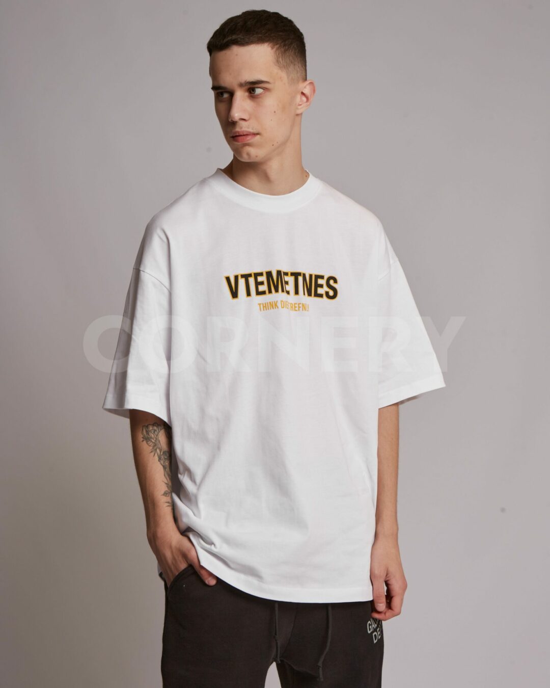 Футболка Vetements