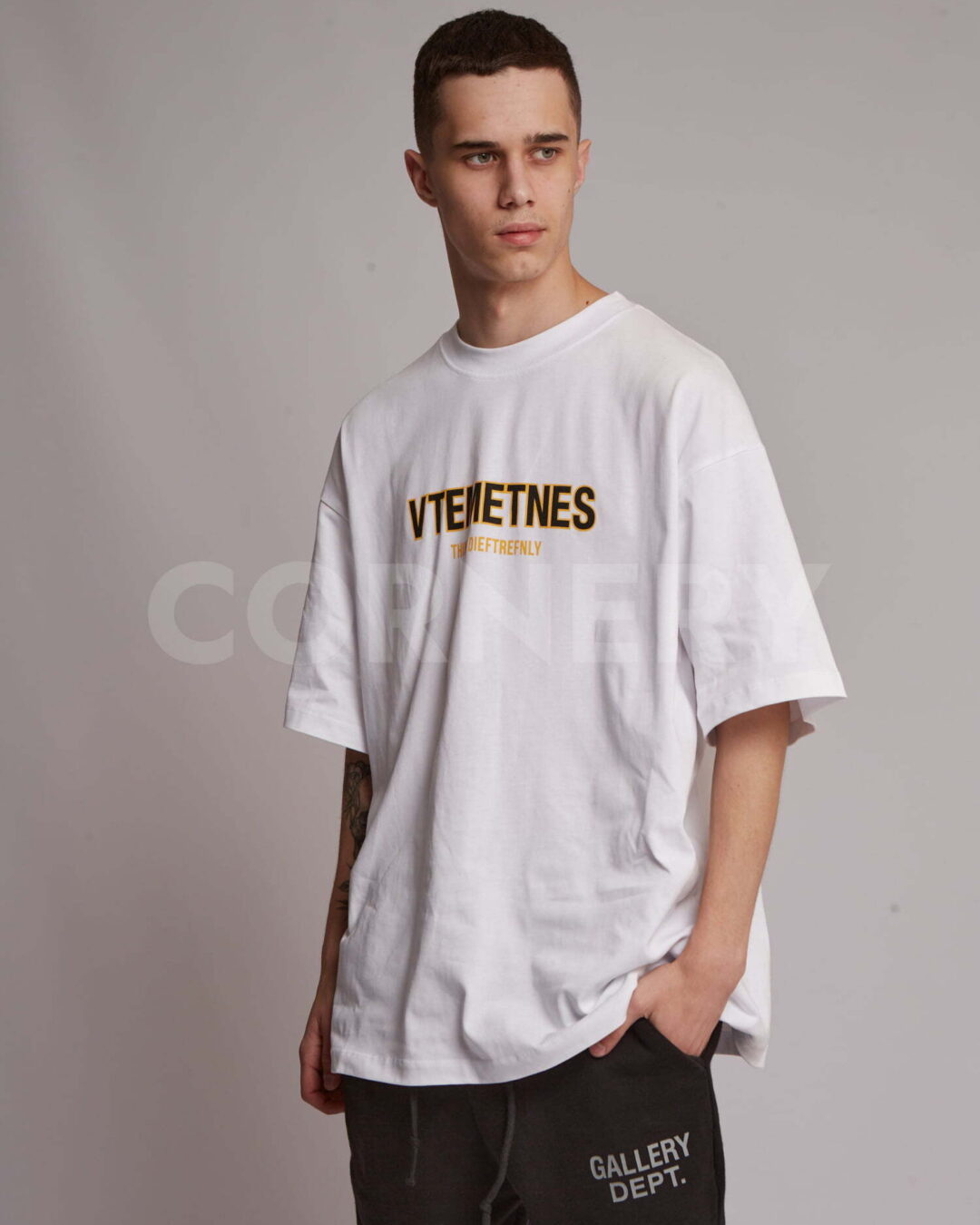 Футболка Vetements Think Dieftrefnly — фото 5