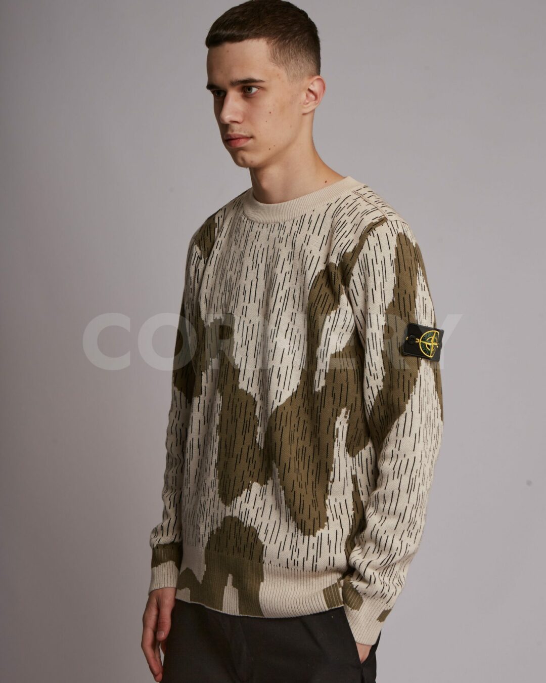 Свитер Stone Island