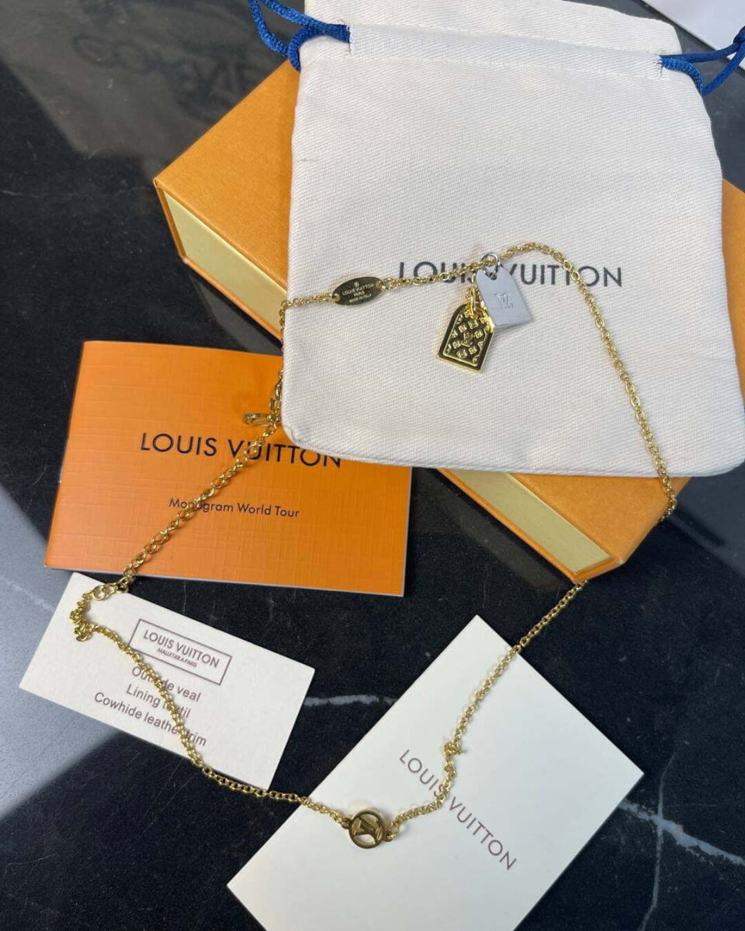 Колье Louis Vuitton