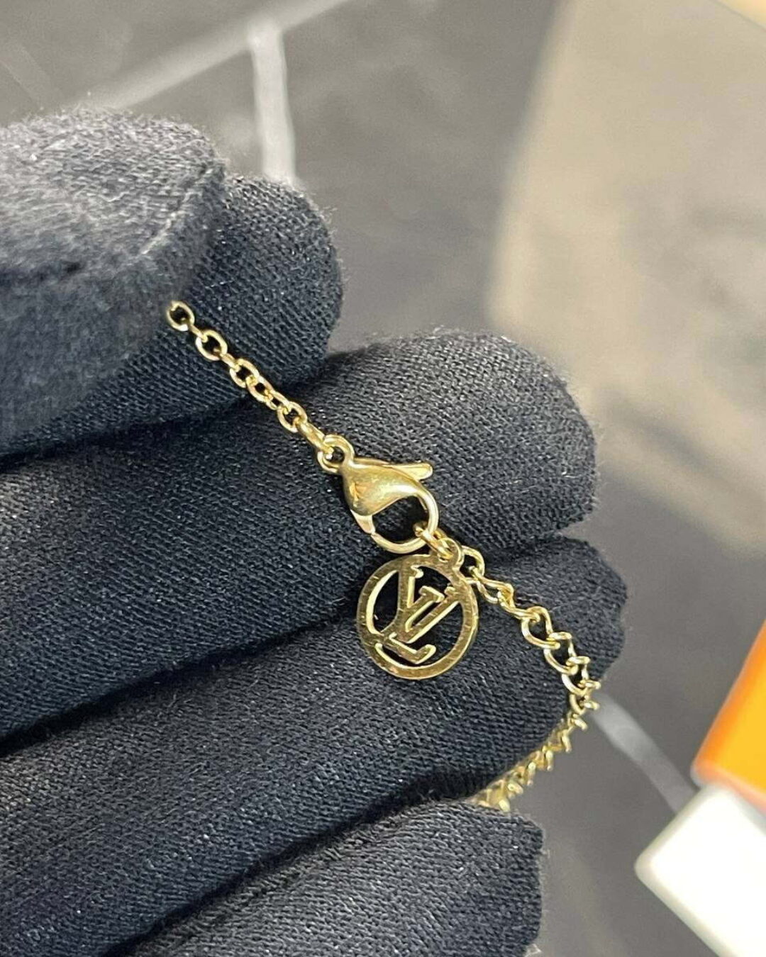 Колье Louis Vuitton