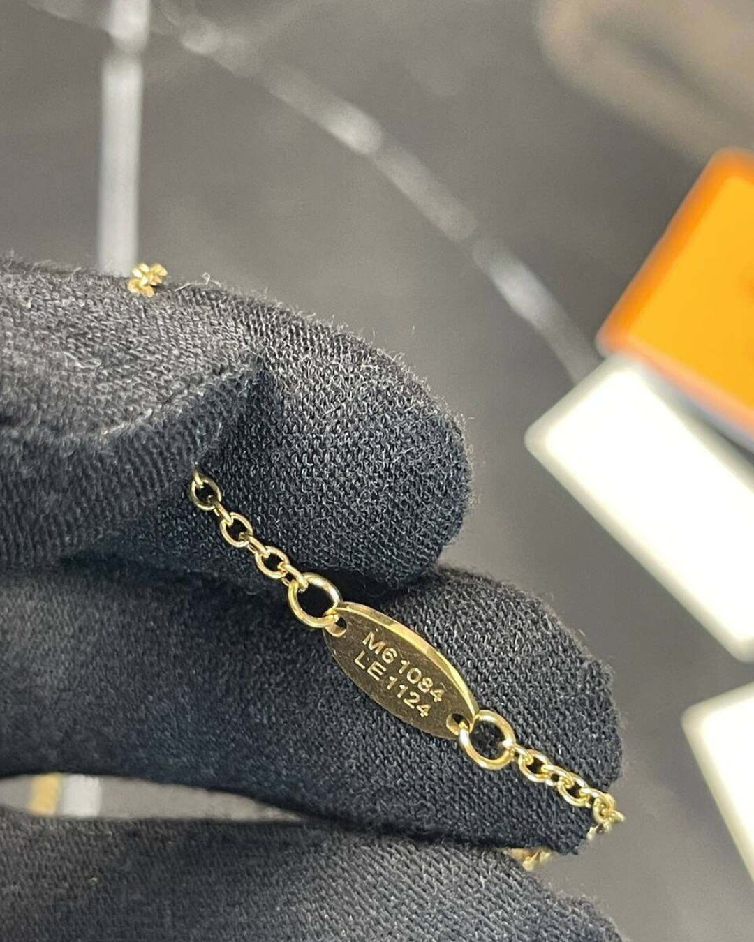 Колье Louis Vuitton