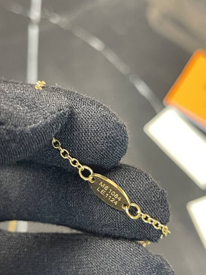 Колье Louis Vuitton