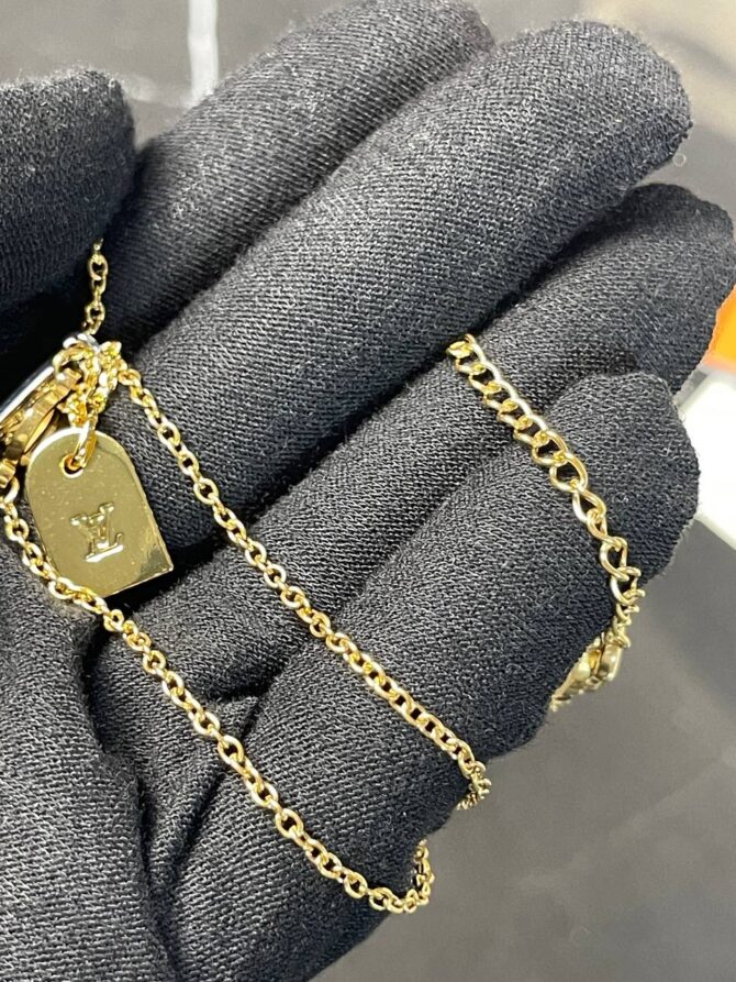 Колье Louis Vuitton