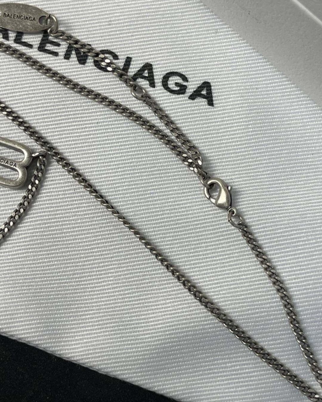 Колье Balenciaga