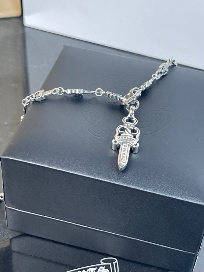 Колье Chrome Hearts