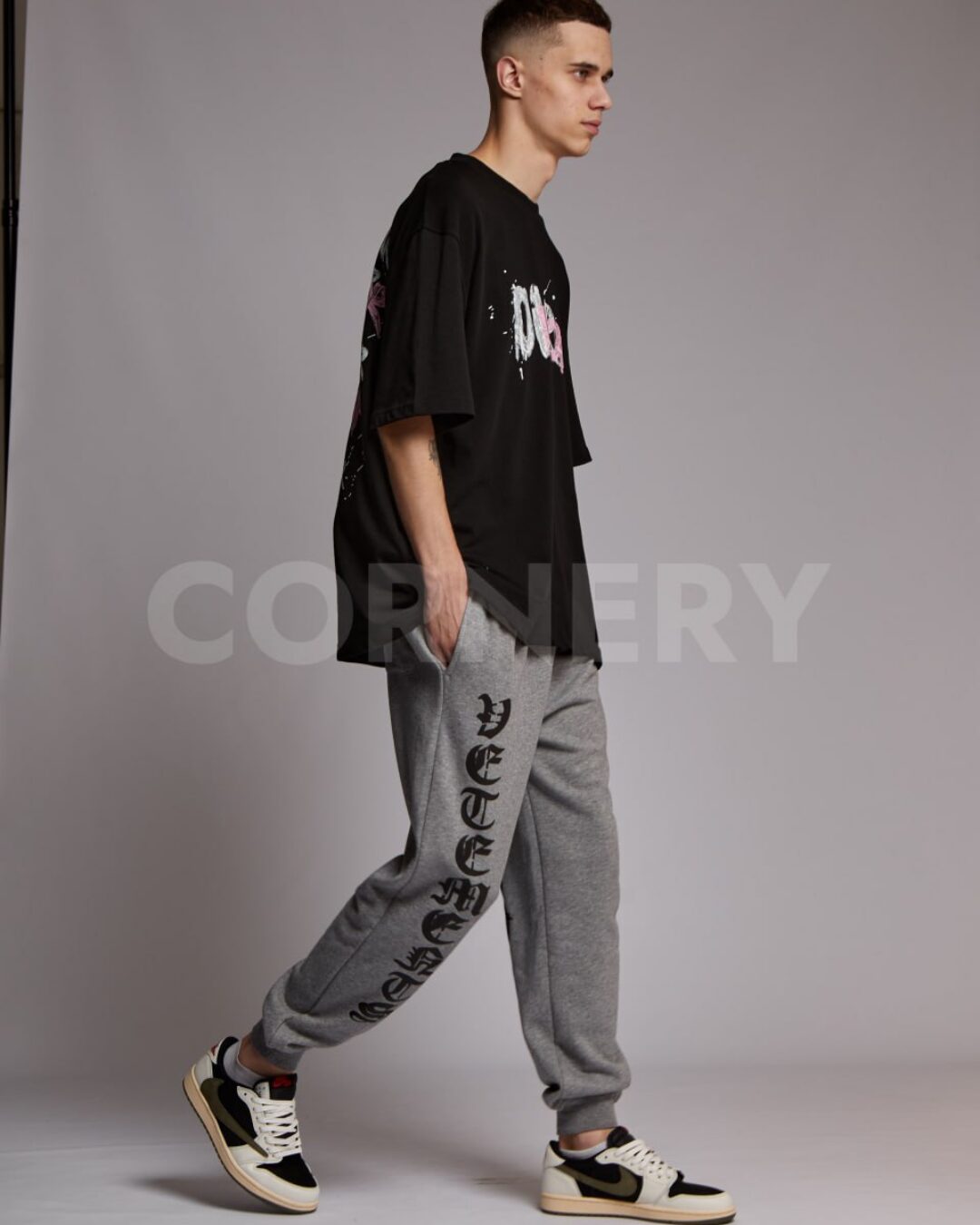 Спортивные штаны Vetements — фото 6