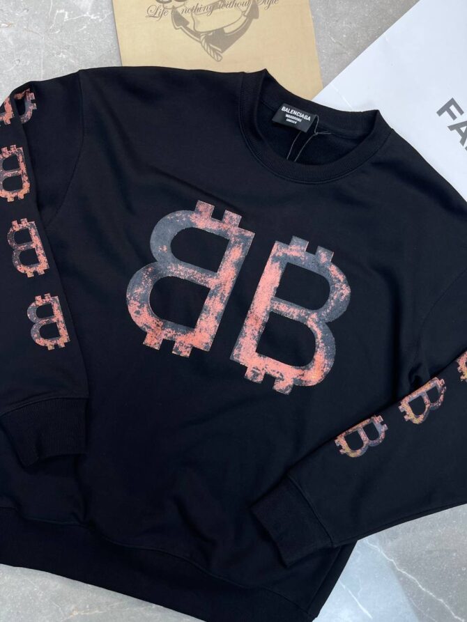 Кофта Balenciaga